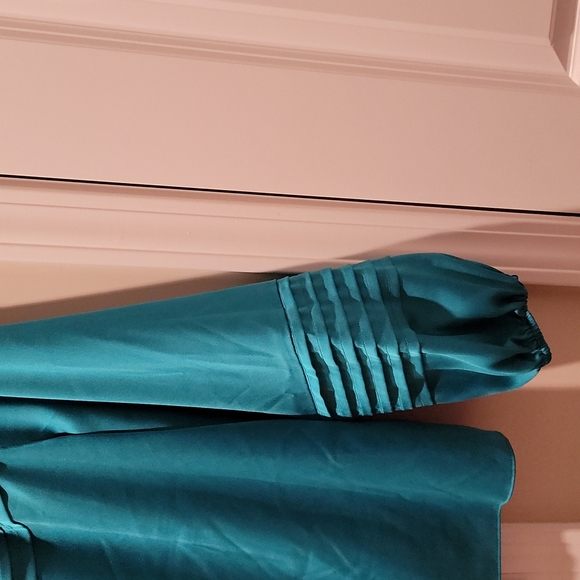 Laundry by Shelli Segal turquoise blouse - Picture 4 of 6